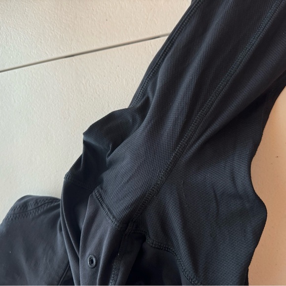 Lululemon asymmetrical quarter zip jacket Run Reflect Pullover Sz 12 - Picture 4 of 15
